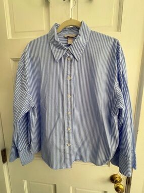 H&M Oversized Light Blue and White Striped Cotton Shirt